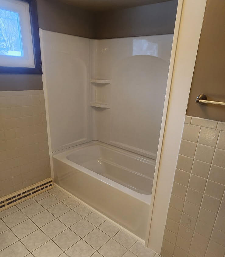 New Tub &amp; Surround